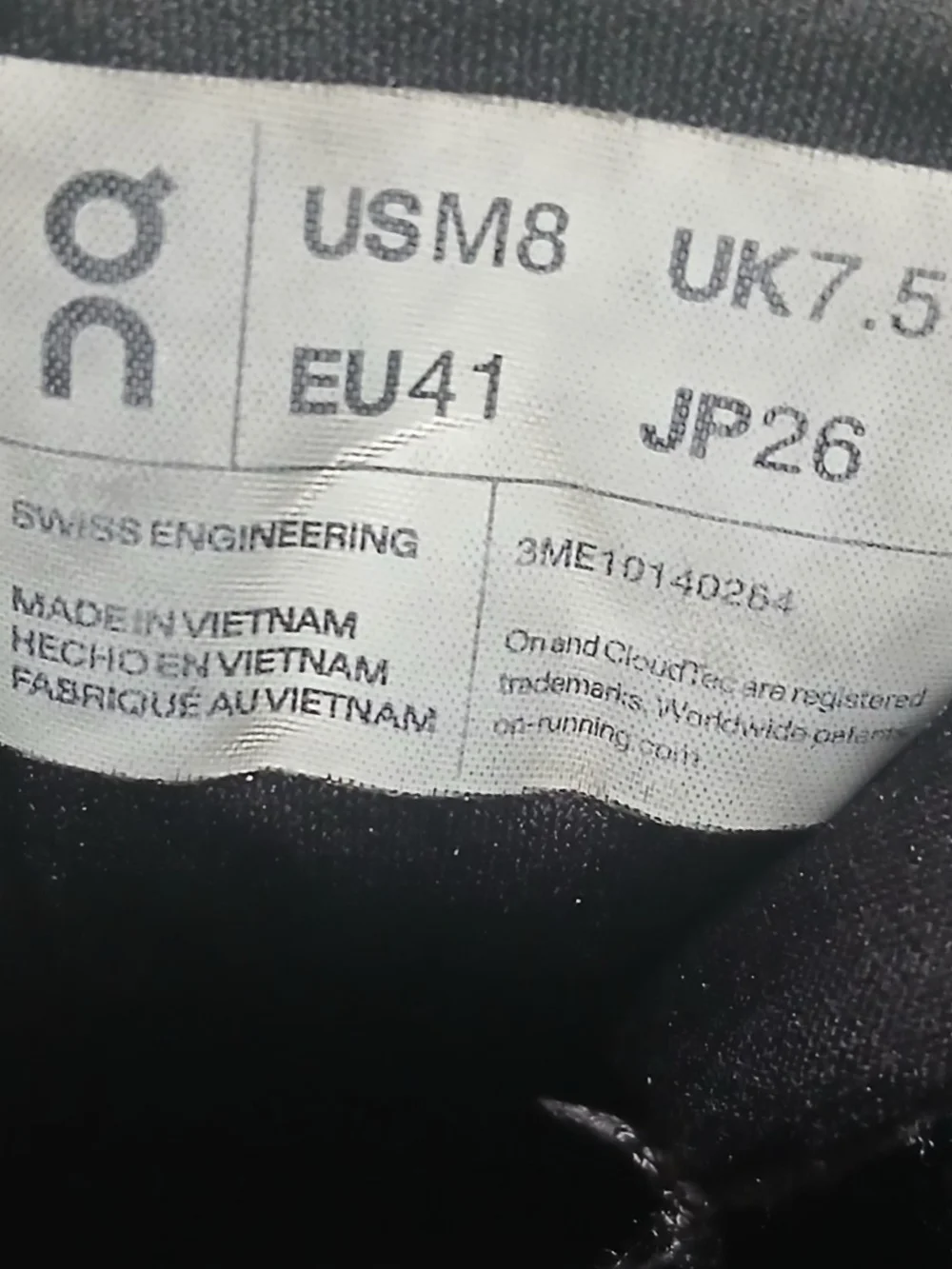 On Cloud - Men's Running Shoes